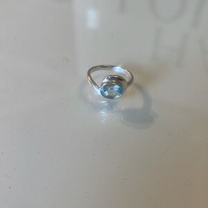 Blue topaz 925 sterling silver ring in size 6